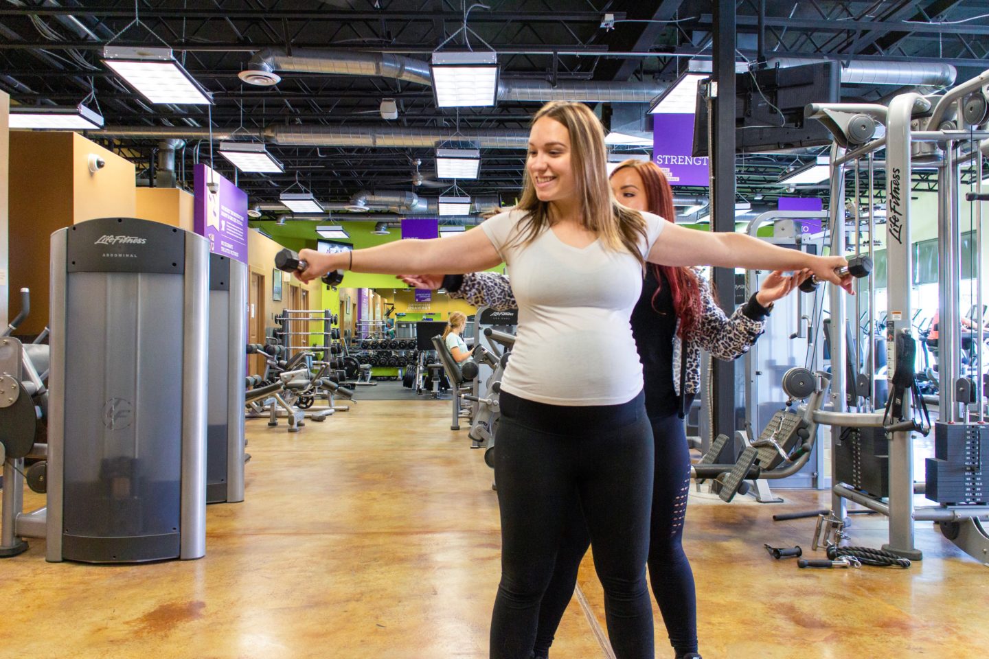Staying Fit During Pregnancy Gym Essentials #AlwaysFresh